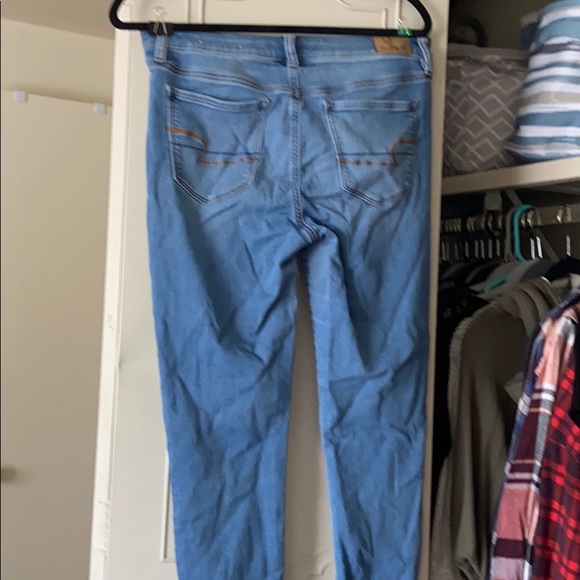 American Eagle Mid Wash Jean - Picture 4 of 4